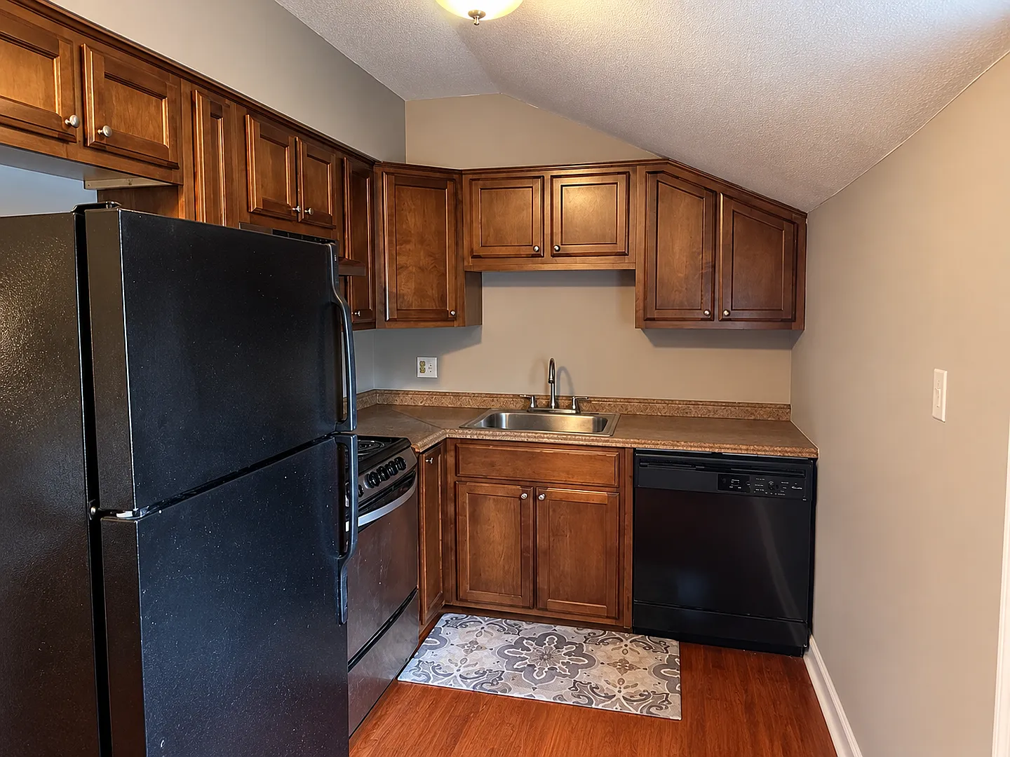 808 N Lincoln Ave. Urbana, IL — Photo 3