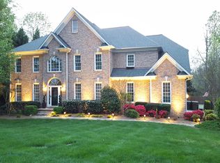 3806 Windy Oaks Ct, Greensboro, NC 27410