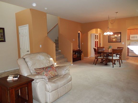 4th image of 8723 Stockholm Ln NE