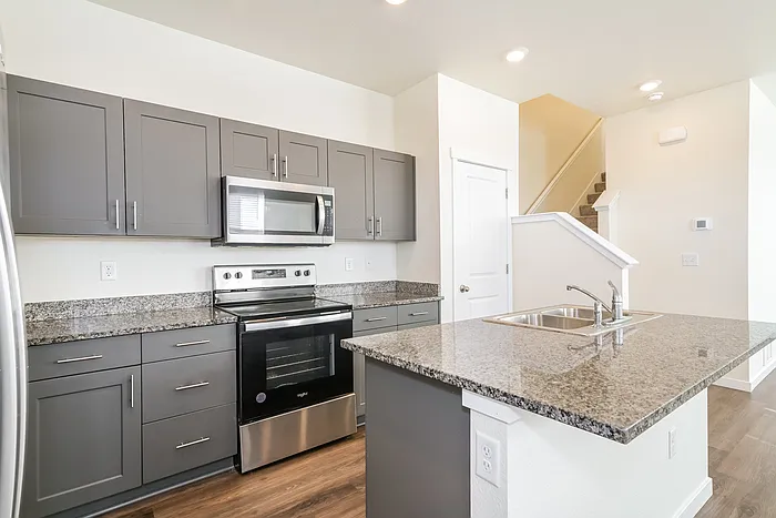 13417 Oneida Ln — Photo 9