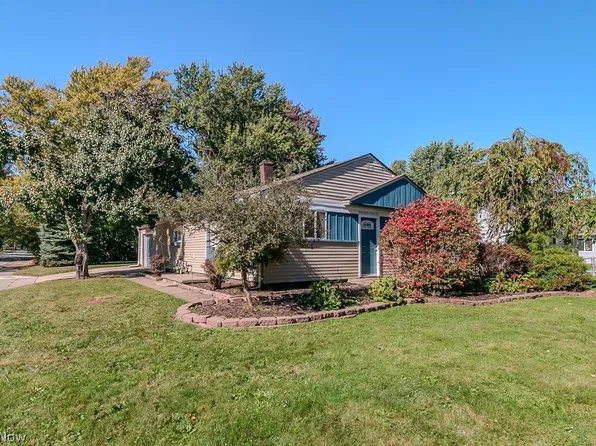 4826 Belle Meadow Rd, Mentor, OH 44060