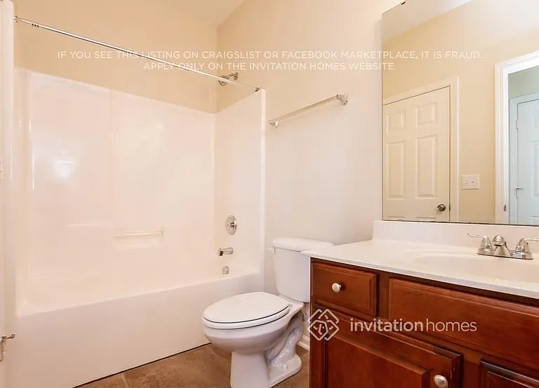 9834 Edinburgh Ln — Photo 19