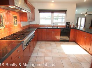 928 Stanford St, Santa Monica, CA 90403