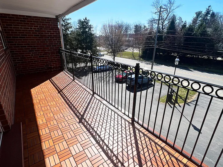 Sheldrake Apartments — Photo 8