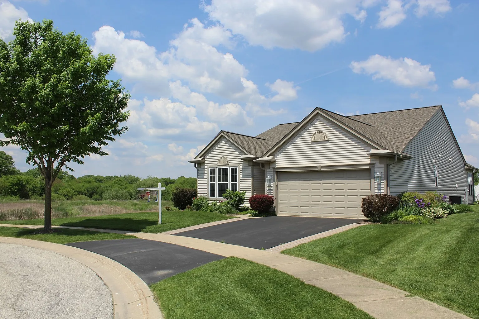 11515 Windsor Ct photo 1