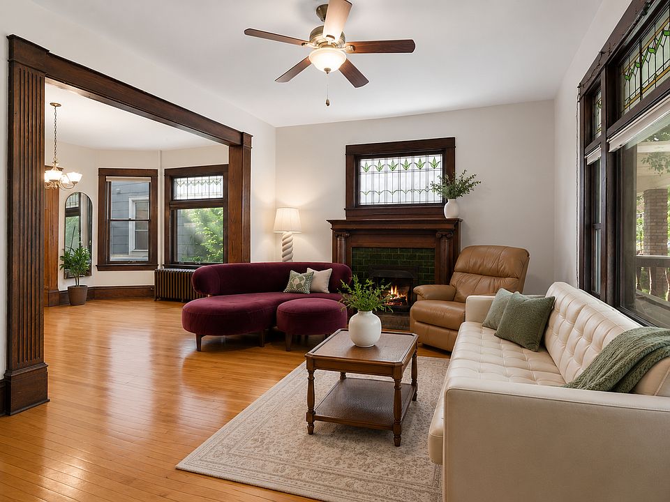 1st image of 2535 Aldrich Ave S