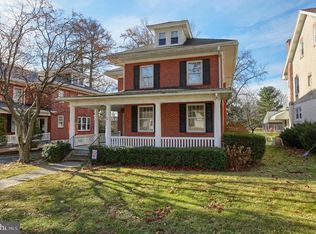 54 Upland Rd, Wyomissing, PA 19609