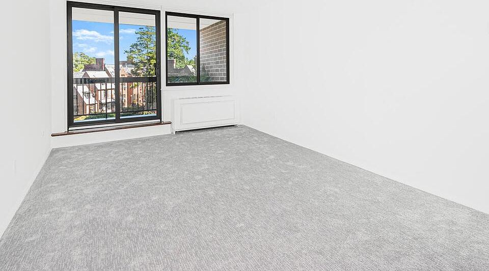 1st image of 1374 Midland Ave APT 407