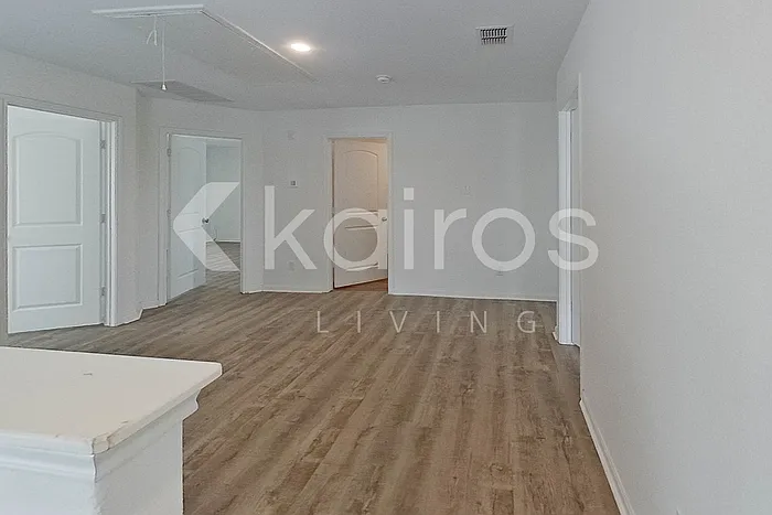 962 Shady Brk — Photo 9