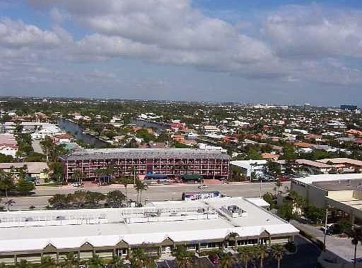 3rd image of 3700 Galt Ocean Dr APT 1512