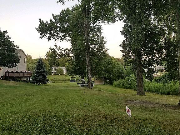5th image of 6777 Victoria Shore Dr