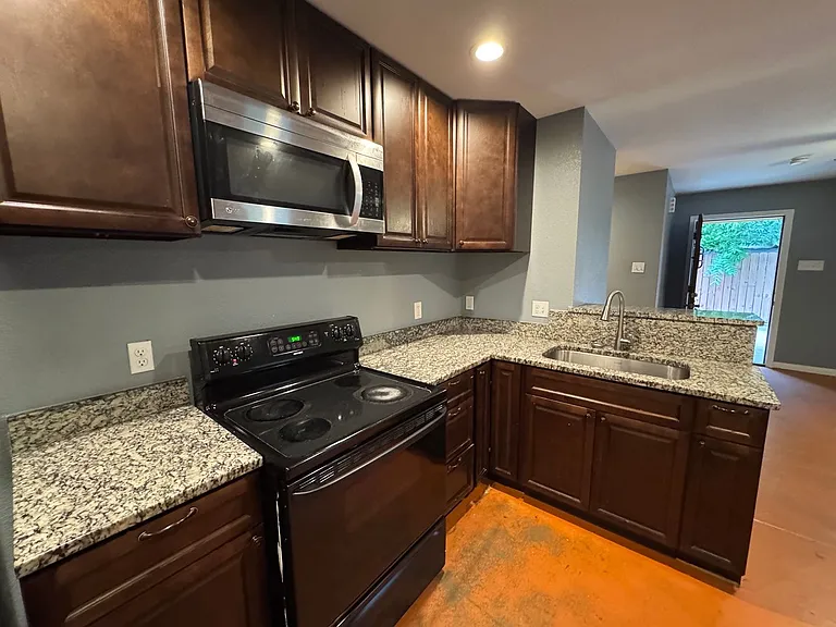 1403 Strickland St #A — Photo 6