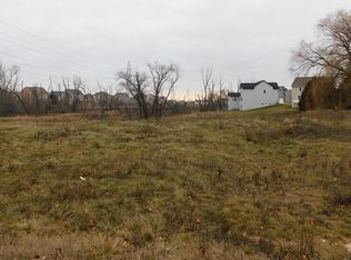 120 W Falls Rd, Grafton, WI 53024