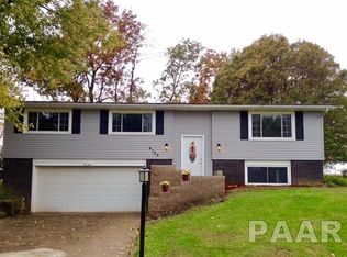 4125 S Lake Camelot Dr, Mapleton, IL 61547