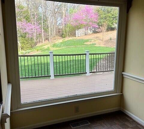 5th image of 5211 Canter Dr