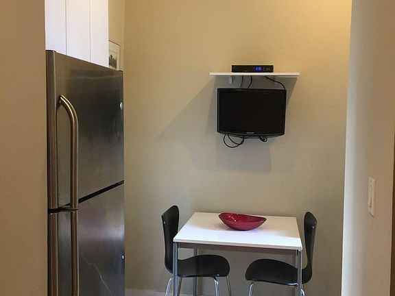 5th image of 157-163 E 72nd St #10H