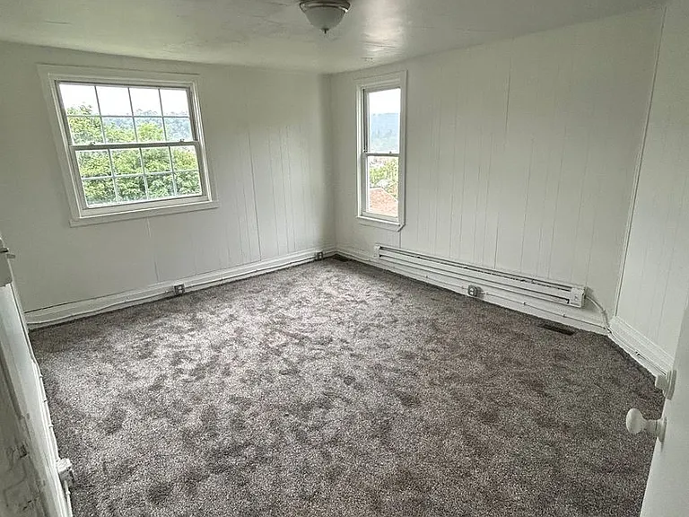 1120 Jenny Lind St — Photo 8
