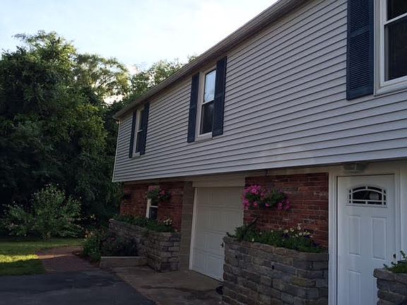 3rd image of 63 Inglewood St