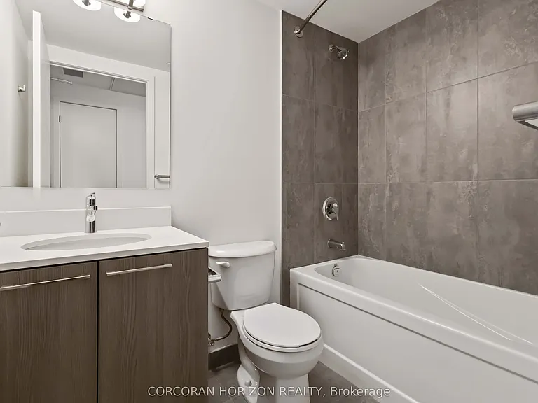 7437 Kingston Rd #413 — Photo 6