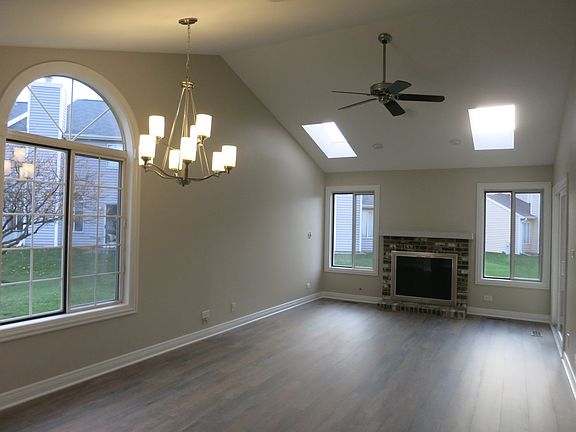 3rd image of 456 Canterbury Dr #11A2