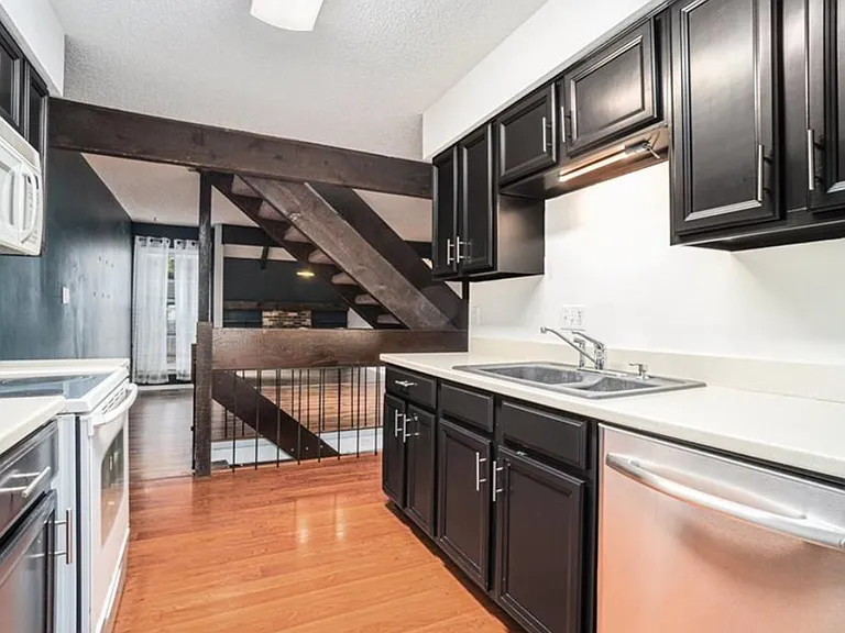 8067 N Stoddard Ave — Photo 9