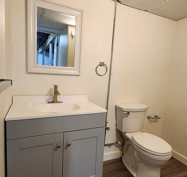 513 Margaret St — Photo 15