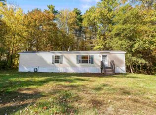 10 Roy St, Raymond, NH 03077