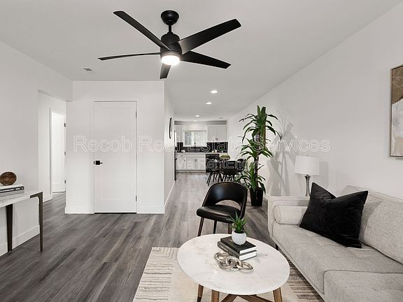 3rd image of 1710 Hanford Dr #1704
