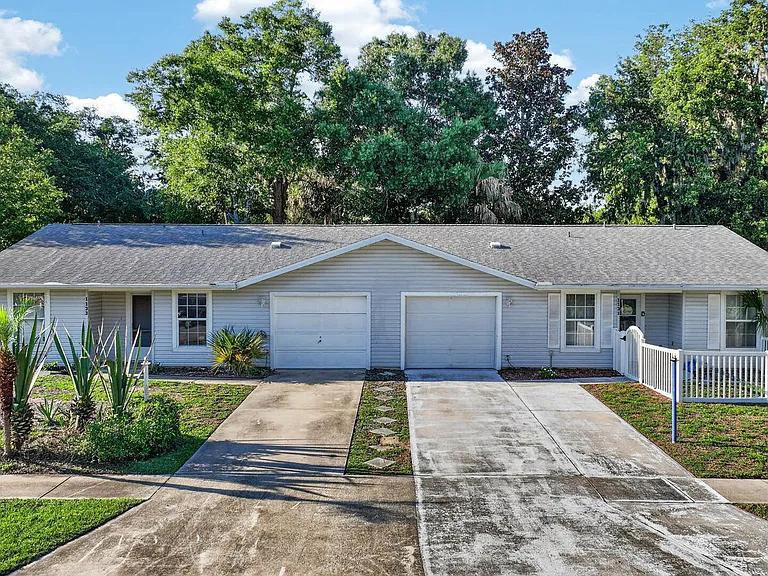 1133 Squirrel Nest Ln — Photo 37