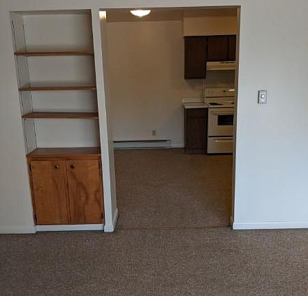 4th image of 3141 Davenport Ave APT 11
