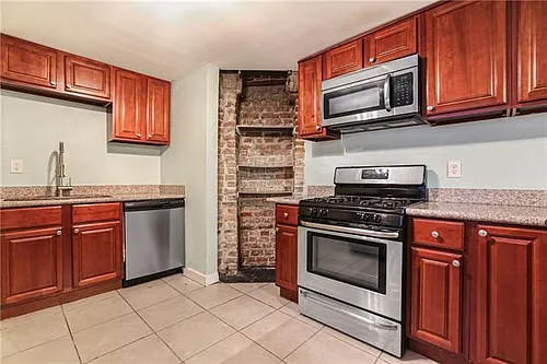 2415 Valence St Photo 1
