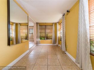 671 NE 34th St, Oakland Park, FL 33334
