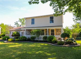 5583 Reef Rd, Mentor On The Lake, OH 44060