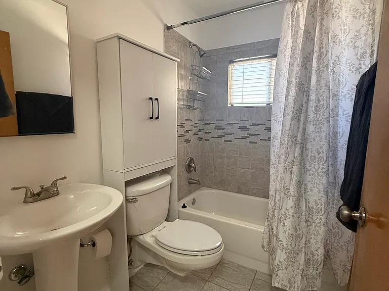720 Silkey Way — Photo 6