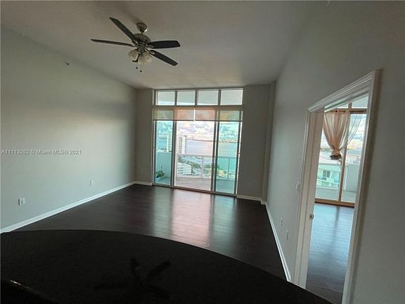 3rd image of 7900 Harbor Island Dr Penthouse 3