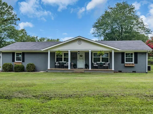 593 Dover Rd, Jasper, TN 37347
