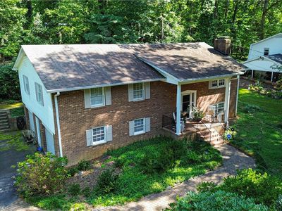 1825 Buddingbrook Ln, Winston Salem, NC, 27106