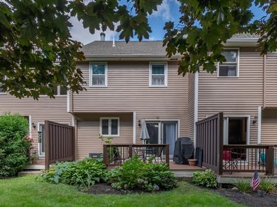 275 Donohue Rd APT 12, Dracut, MA, 01826