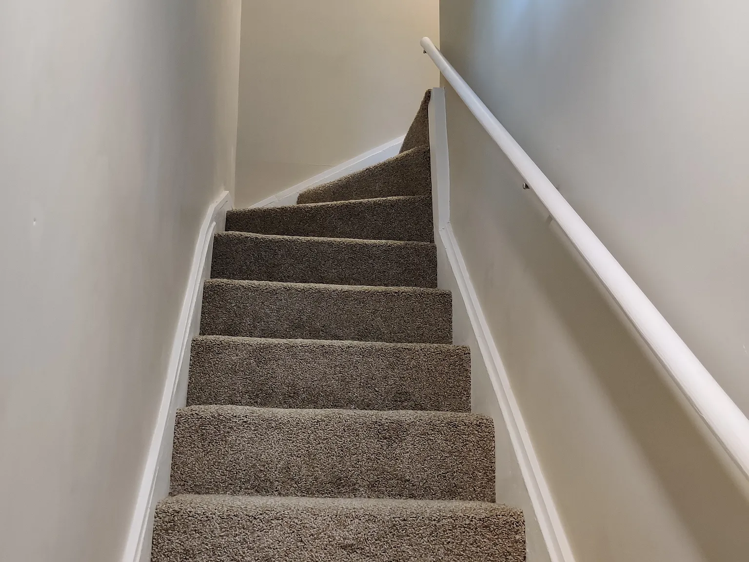 2 bed, 1036 sqft, $950 — Photo 4