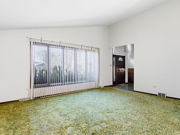 4th image of 13817 S Secretariat Ln