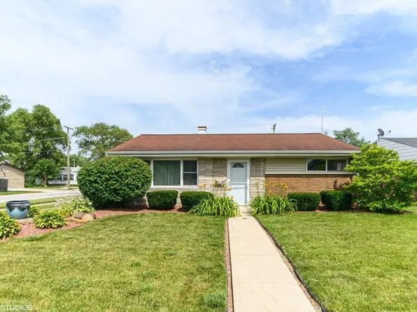17303 Greenbay Ave, Lansing, IL 60438