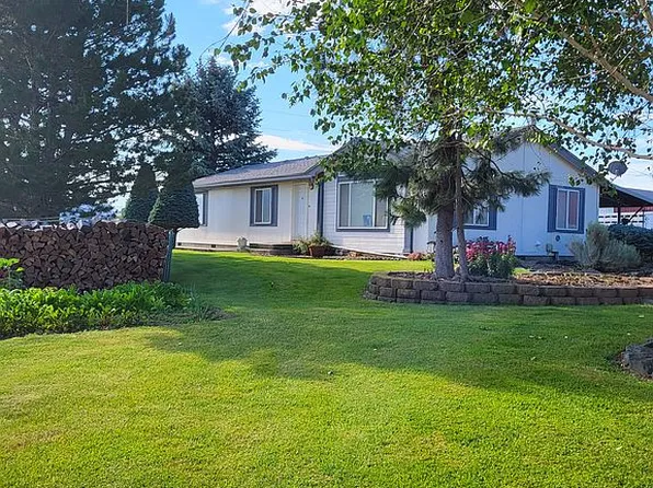 2094 NE Clark Dr, Madras, OR 97741