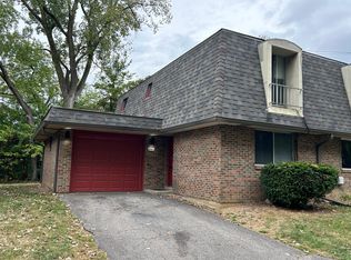 825 Garden Rd, Columbus, OH 43224