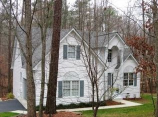 300 Highland Trl, Chapel Hill, NC 27516