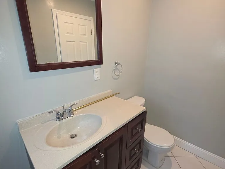 3220 Wisconsin Ave NW — Photo 31