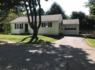 35 Bellaire Dr, Livermore Falls, ME 04254