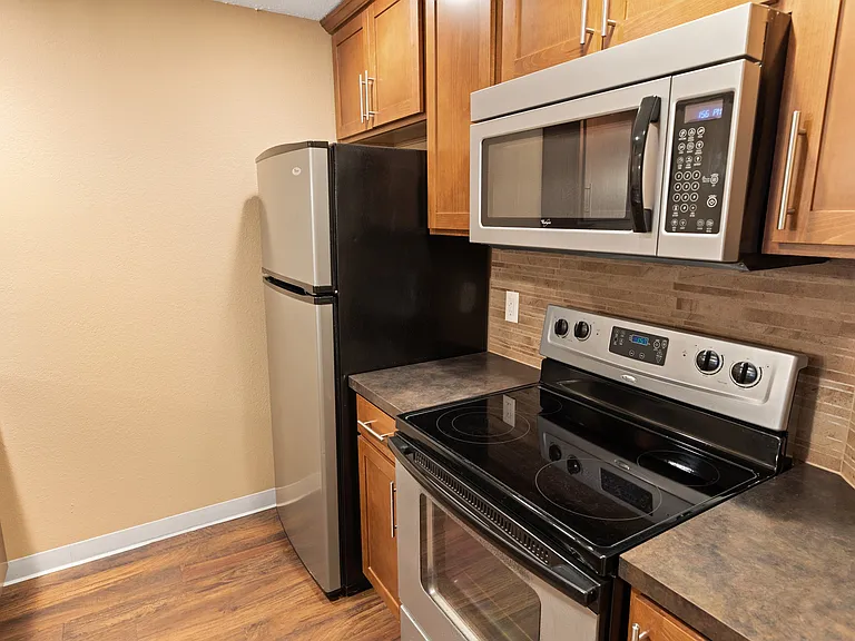 Graymayre Crossing Apartments — Photo 58