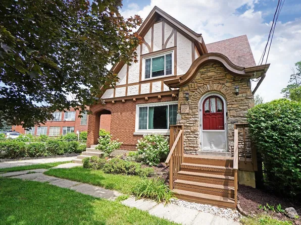 1054 Kreis Ln, Cincinnati, OH 45205