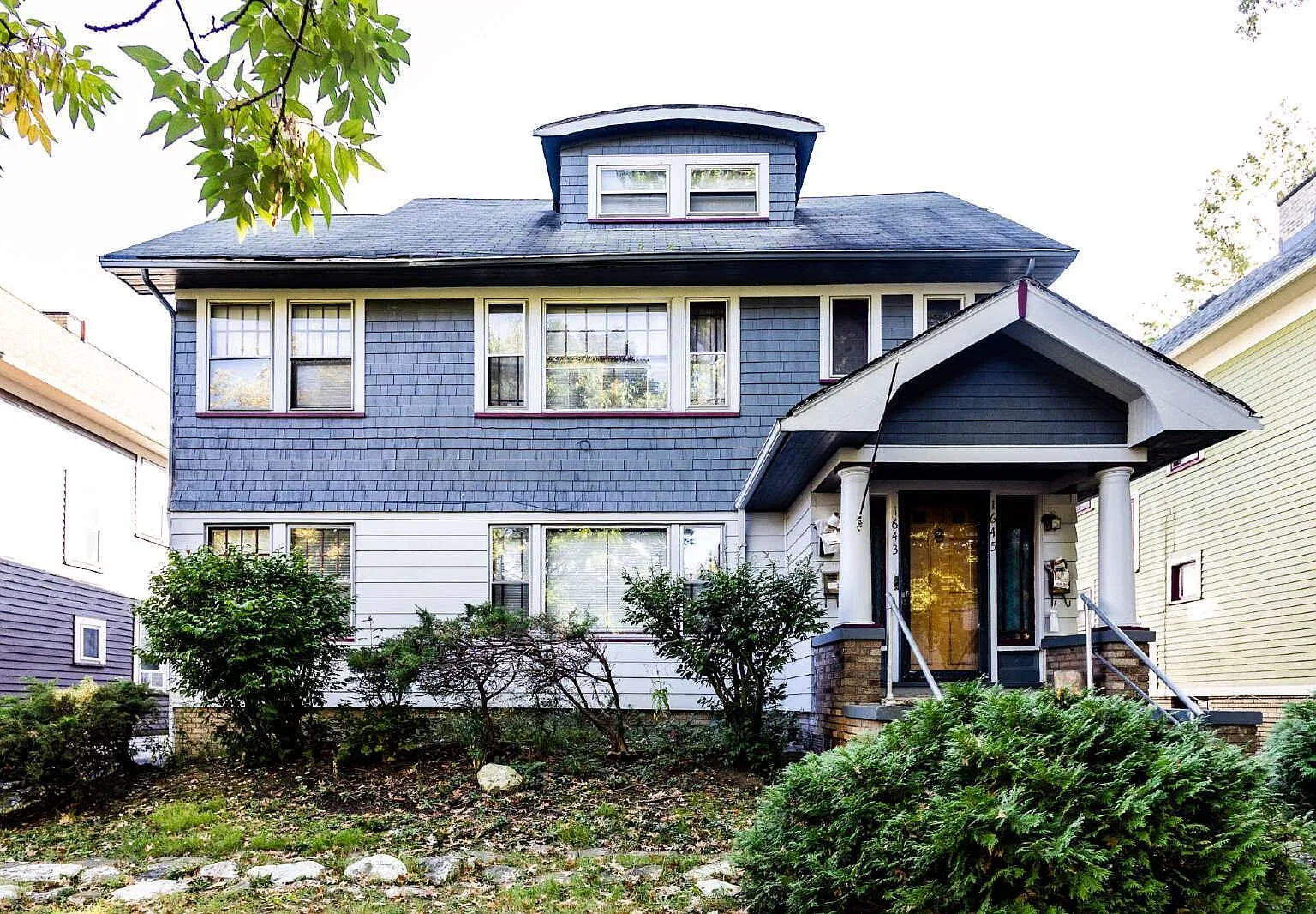 2 bed, 1.0 bath, $1,100 — Photo 1