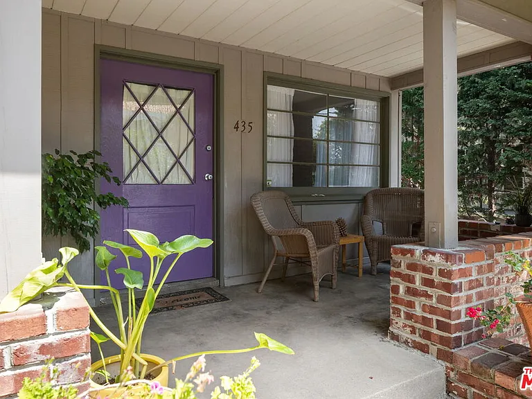 435 Raymond Ave — Photo 9